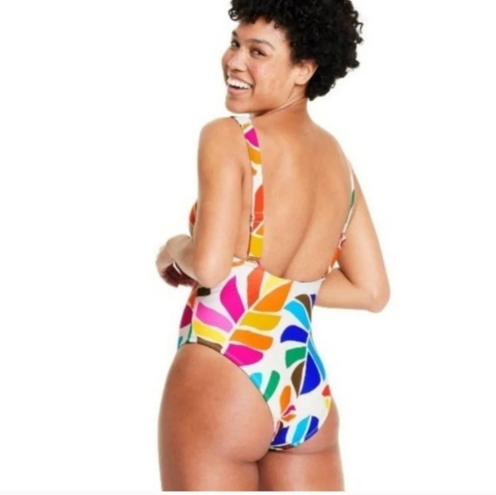 TABITHA BROWN BOTANICAL PRINT SCOOP NECK ONE PIECE SWIMSUIT SZ M